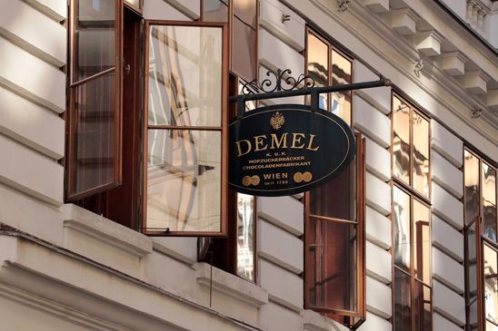 das wohl berühmteste Cafè in Wien, das Café Demel